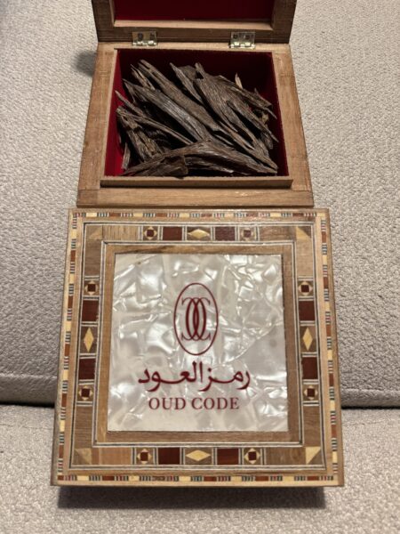 عود هندي ناجلاند 50g مع البوكس